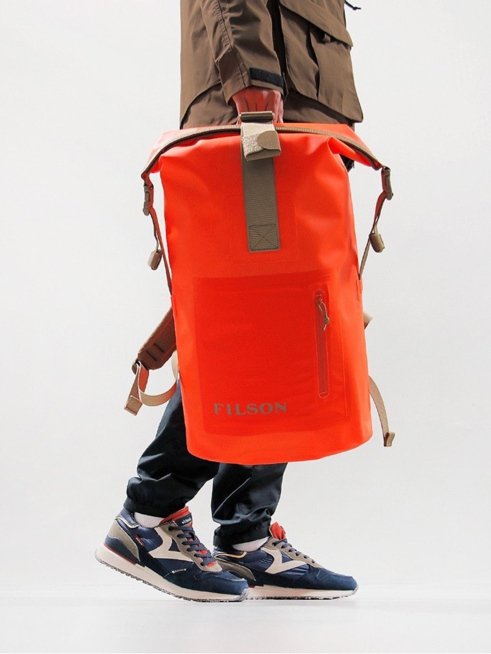 The Filson Dry Backpack - Picture 3 of 12